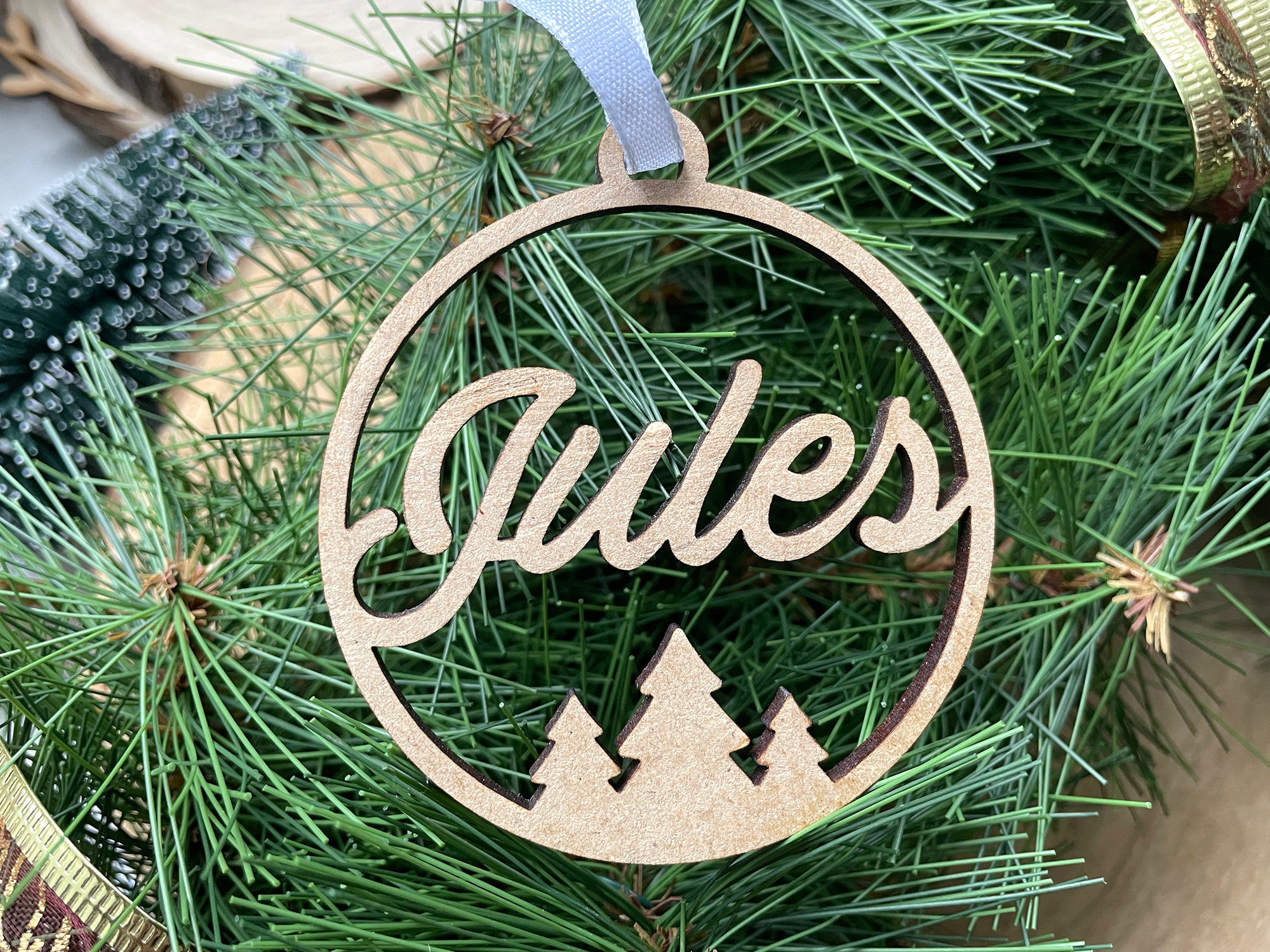 Décoration de Noël Personnalisée avec Prénom et Sapins. Décoration en Bois - Personnalisée Pour Sapi