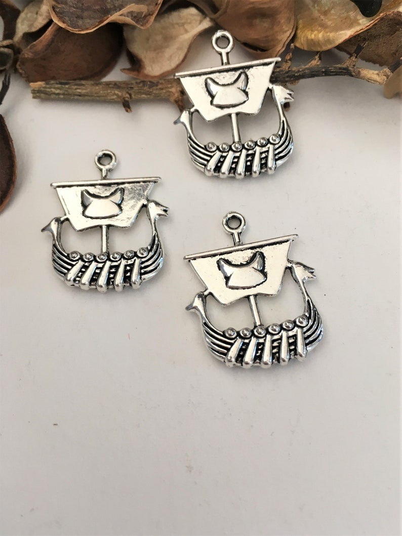 5 silver-plated DRAKKARS charms pendants Viking pirate ship for themed creations