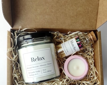 Caja de regalo relajante: vela de soja, cerillas de colores y vela de cemento