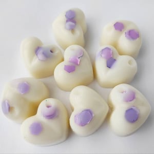 Small heart shaped wax melts highly scented, Long lasting tarts in box of 6 or 16, Ecofriendly and vegan wax melts, Highly fragranced wax