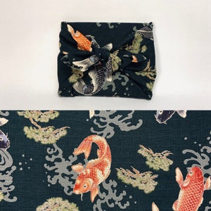 Furoshiki en coton imprimé japonais motif carpe/KoÏ de deux couleurs fond vert en plusieurs tailles image 1