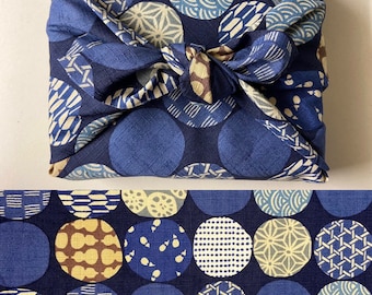 Furoshiki en coton imprimé japonais fond bleu marine en pluseurs tailles