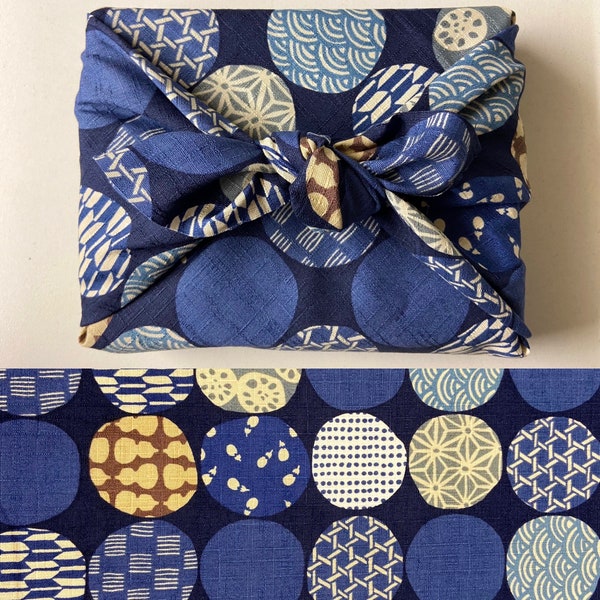 Furoshiki en coton imprimé japonais fond bleu marine en pluseurs tailles