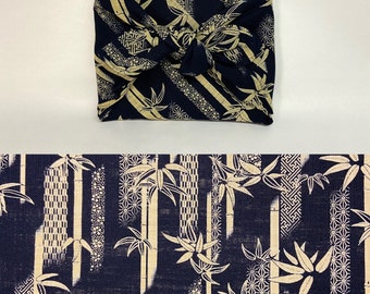 Furoshiki en coton imprimé japonais motif bambou fond bleu marine plusieurs tailles