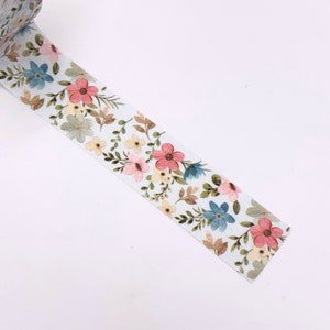 MASKING TAPE, Motif Petites Fleurs Champêtres, fond blanc et fleurs bleu, beige et rose, washi tape fantaisie, scrapbooking image 3