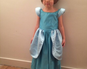 Verkleidung von Aschenputtel zum Ball gehen