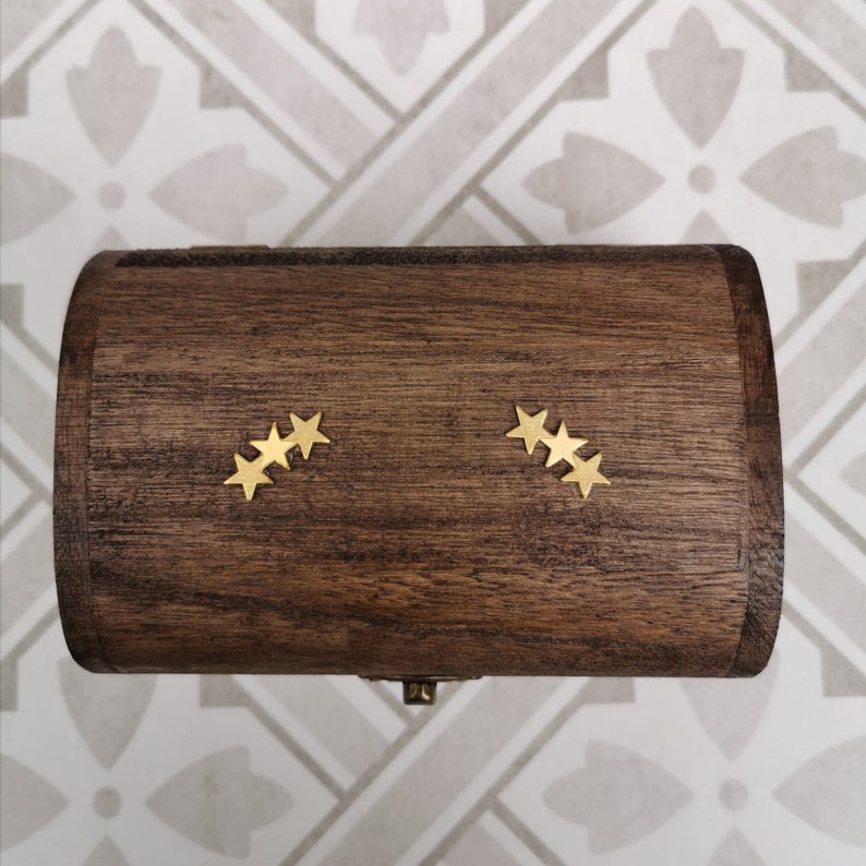Wooden Embellished Jewellery Box Wooden Crystal Box Embellishment Dice Box Jewellery Storage Varnished Wooden Box Trinket Box Present