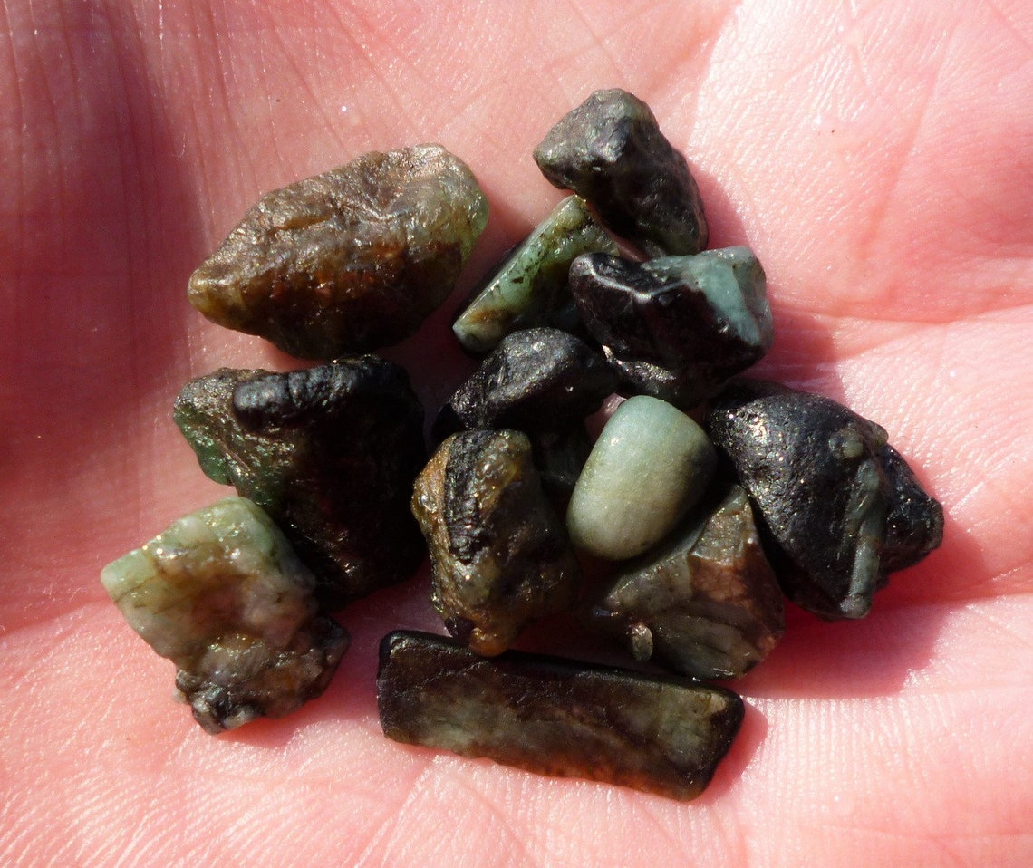 Emerald raw and natural gemstones without treatment 14.6 g | Etsy