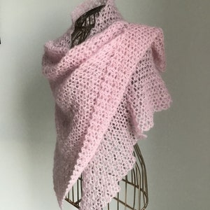 Châle, chauffe-épaule, chèche rose, femme, crochet, mohair et soie image 4