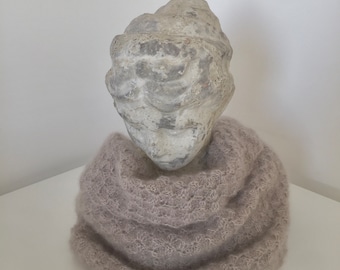 Tour de cou, snood beige, crochet, mohair et soie