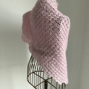 Châle, chauffe-épaule, chèche rose, femme, crochet, mohair et soie image 5