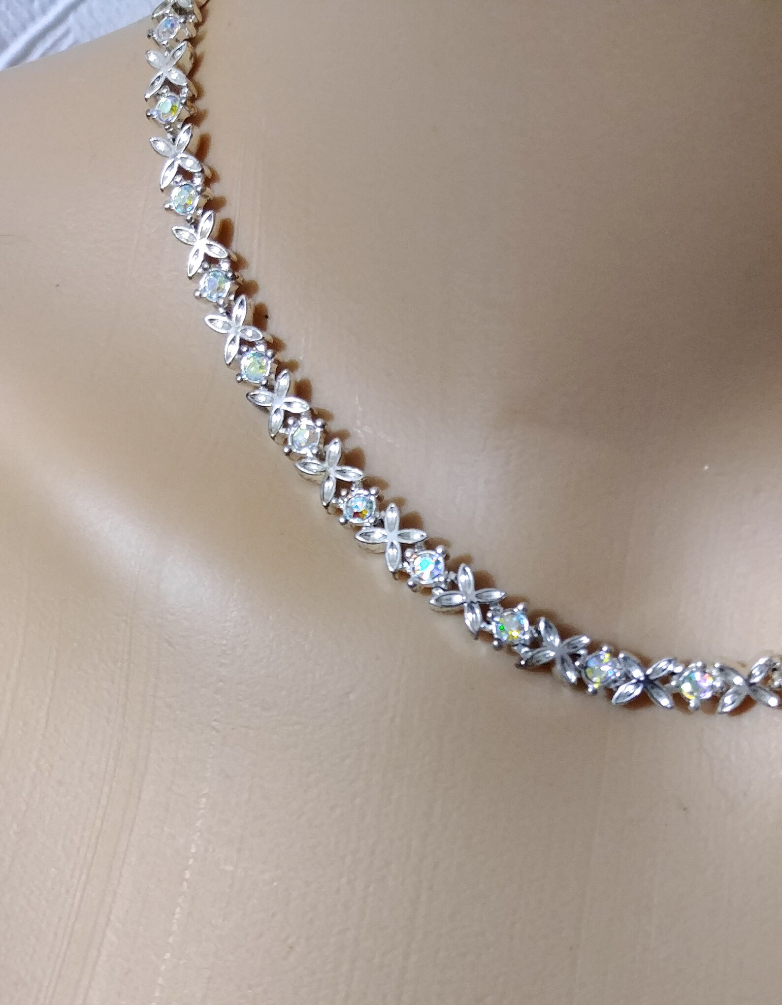 Hermoso collar de estilo gargantilla tono plata brillante Etsy