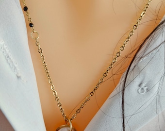 Collier Plaqué Or 18k avec petites perles émail et perle nacrée, colori au choix, à  personnaliser