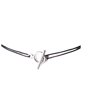 Collier ras de cou cordon noir et fermoir à bascule, toggle OT, cercle et barre, idée cadeau femme, ado, tendance mode 2022 image 3