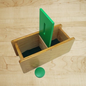 Montessori Imbucare Box with Flip Lid 1 Slot and Coin Montessori Infants Toys Object Permanence Box IB104 image 5