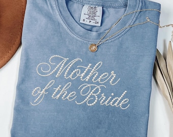 Mother of the Bride Sweatshirt, Pearl MOB Shirt, Wedding Day Outfit, Bridal Party Crewneck, Mother of Bride Hoodie, Gift