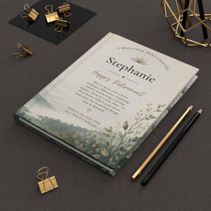 Diario de jubilación personalizado, cuaderno de recuerdo de jubilación con nombre personalizado, diario Mountain Lake, regalo de jubilación para compañeros de trabajo, jefes y profesores imagen 6