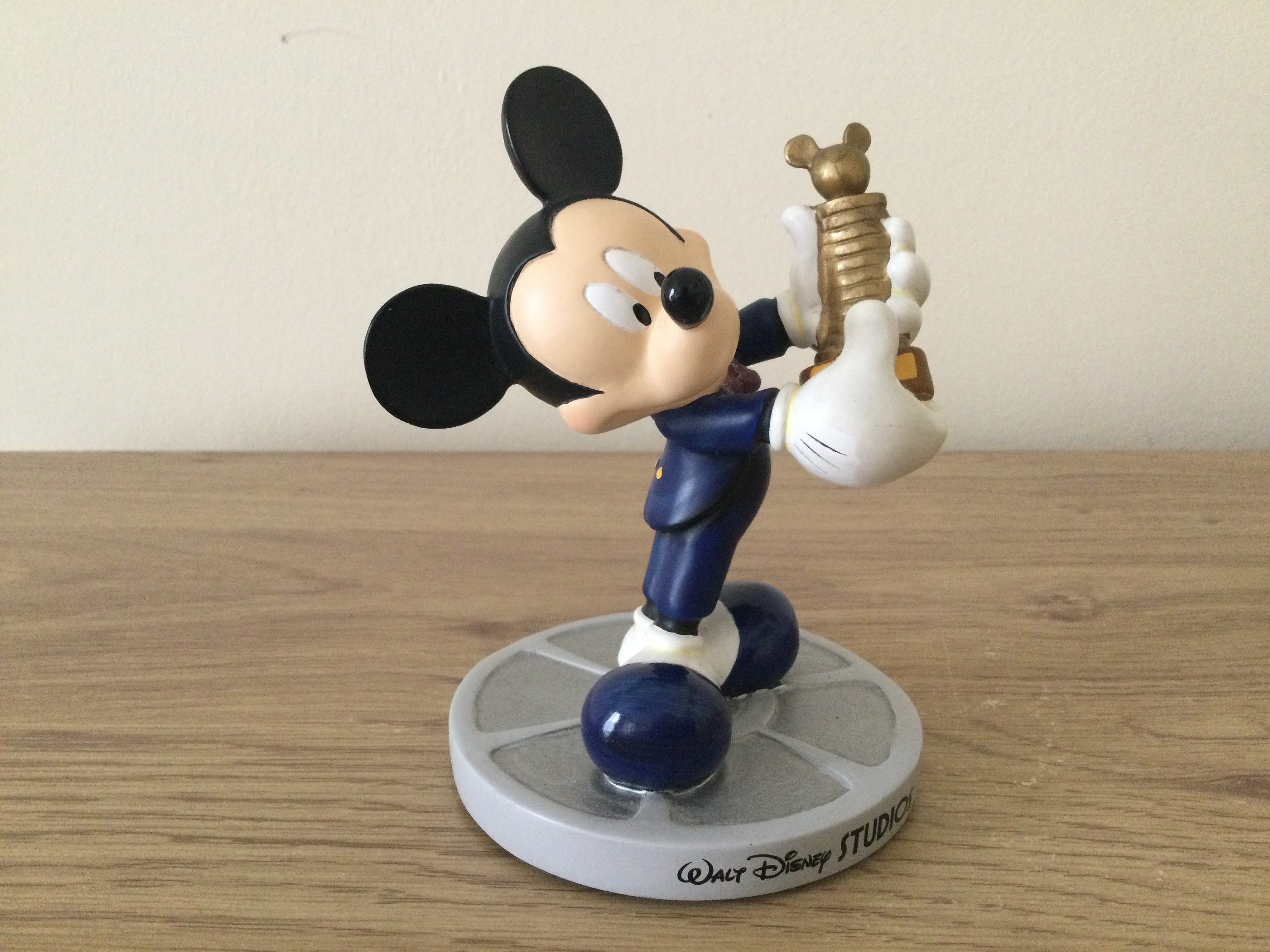 Gelijkwaardig stad astronaut Zeldzaam Walt Disney Studios Mickey Mouse vintage beeldje. - Etsy Nederland