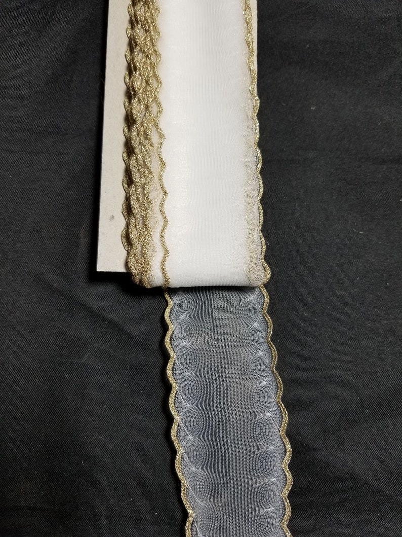 Vintage 1.5 White Ribbon with Metallic Gold Trim