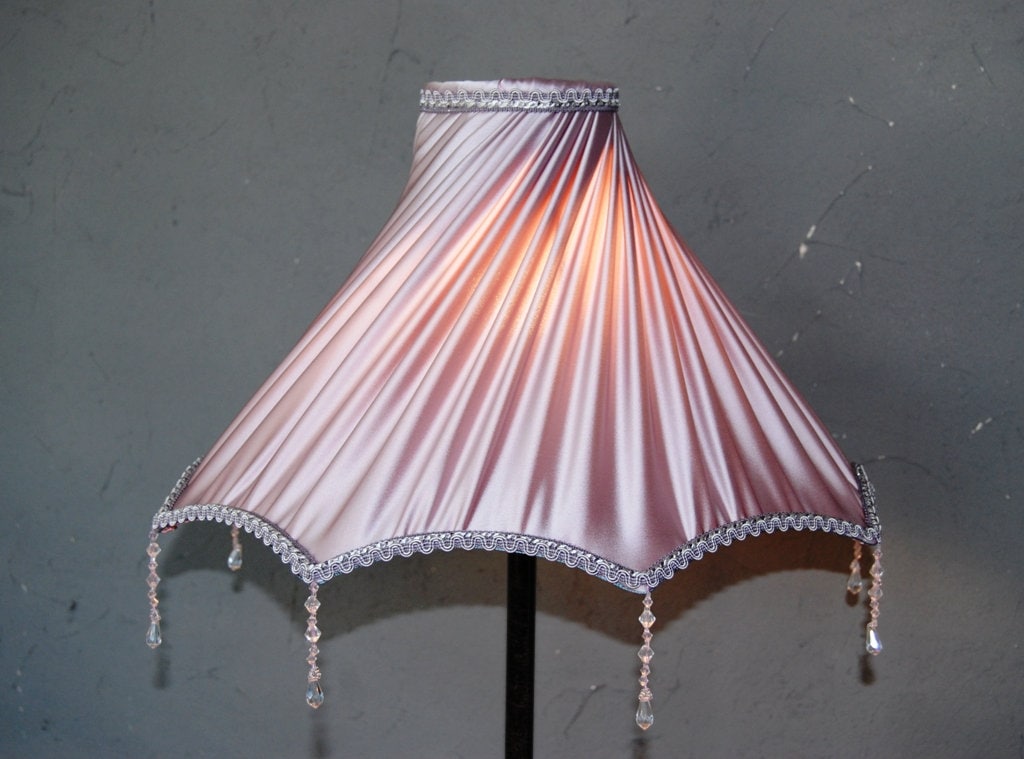 Lampe Rose Plissé Viennois