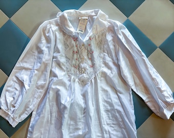 Vintage Barbizon Nachthemd, weiße Spitze bestickt, Cottagecore Nachtwäsche, Deadstock Medium