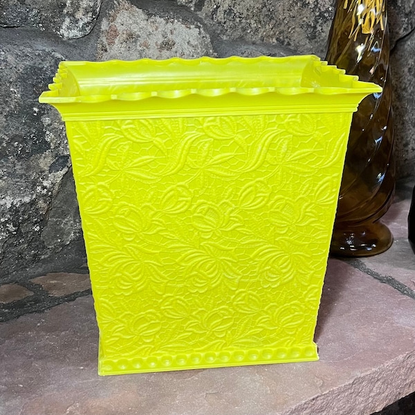 Vintage 60’s Max Klein Lemon Yellow Lace Floral Ruffle Top Plastic Waste Basket Mid Century