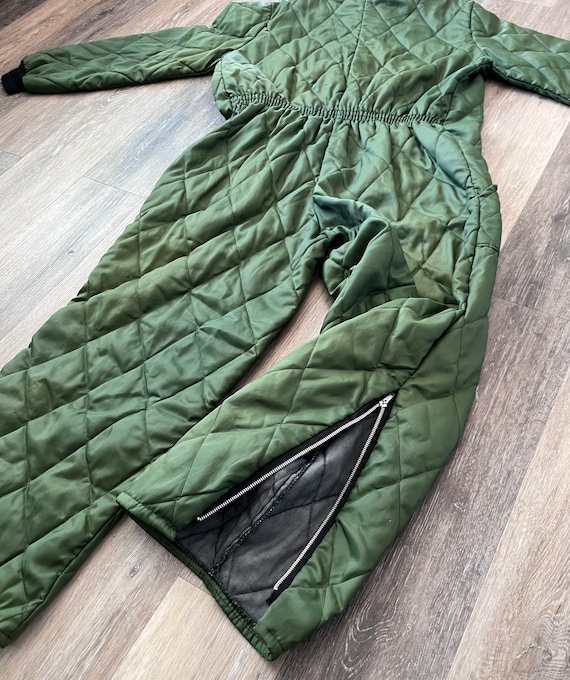 Vintage 60’s 70’s Green Quilted Nylon Coveralls B… - image 10