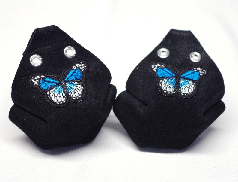 Butterfly Toe Caps Pool Blue on Thick Suede