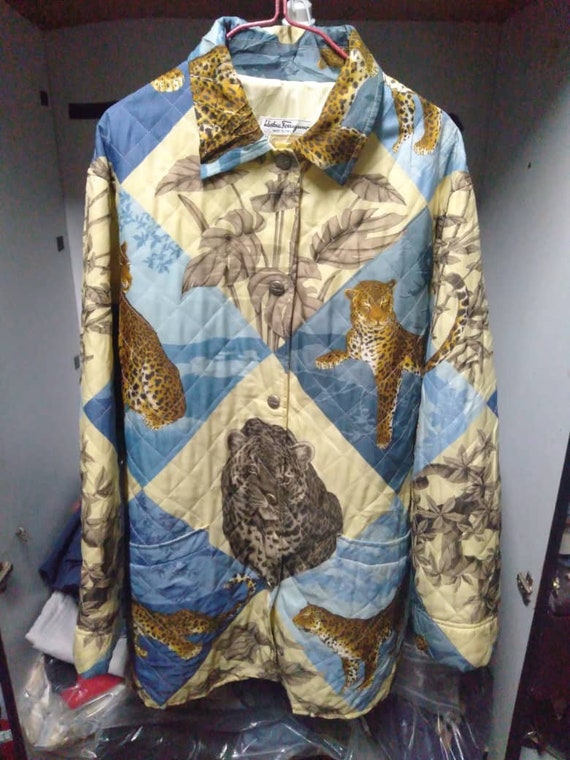 LUXURY!! Salvatore Ferragamo All Over Print Light