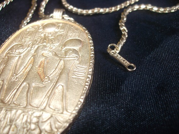 Gold Scarab Cartouche Pendant Necklace CM2858-1__35027.1649099873.  main image 3