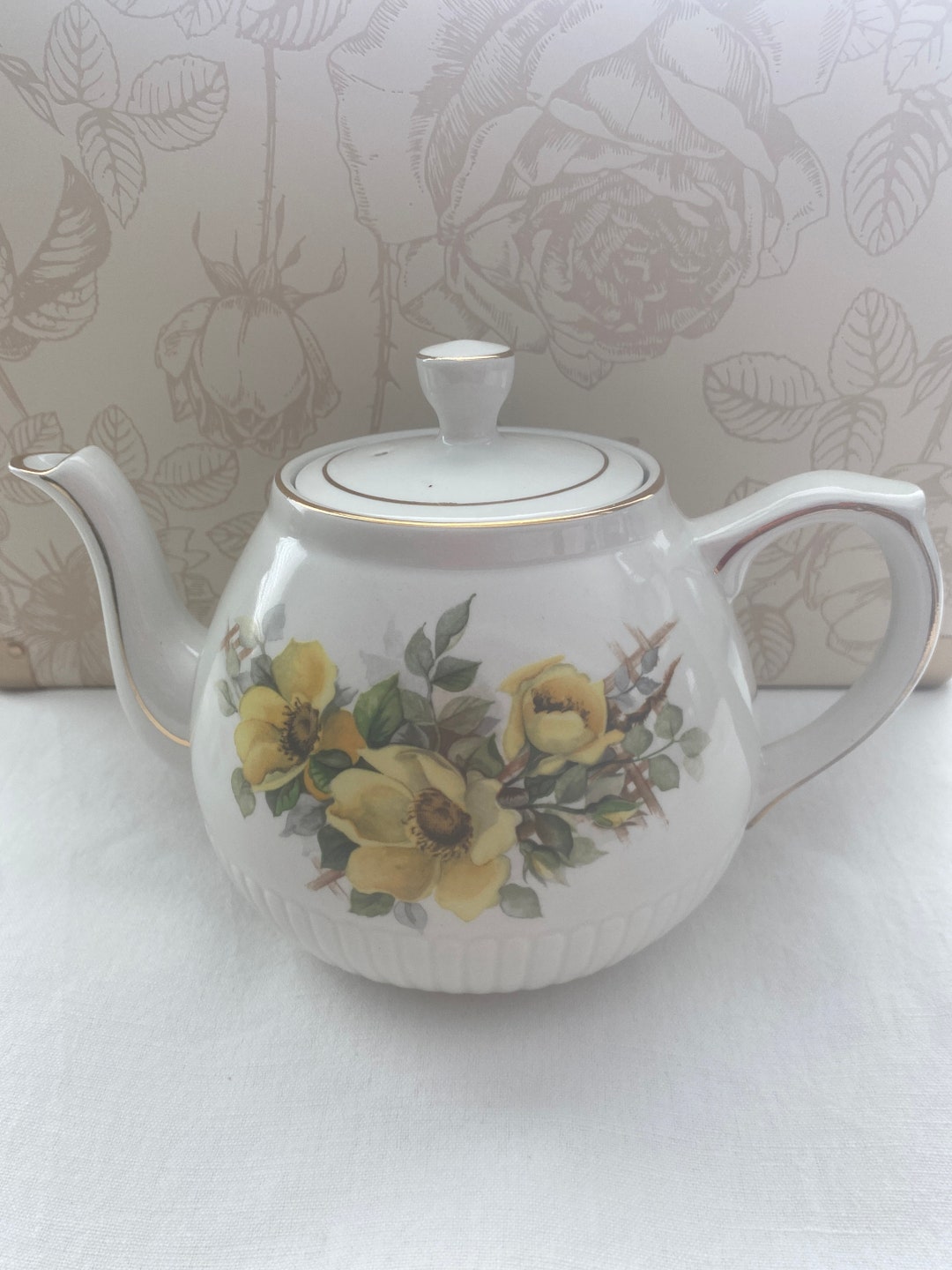 Vintage Floral Teapot / Ellgreave / England Etsy
