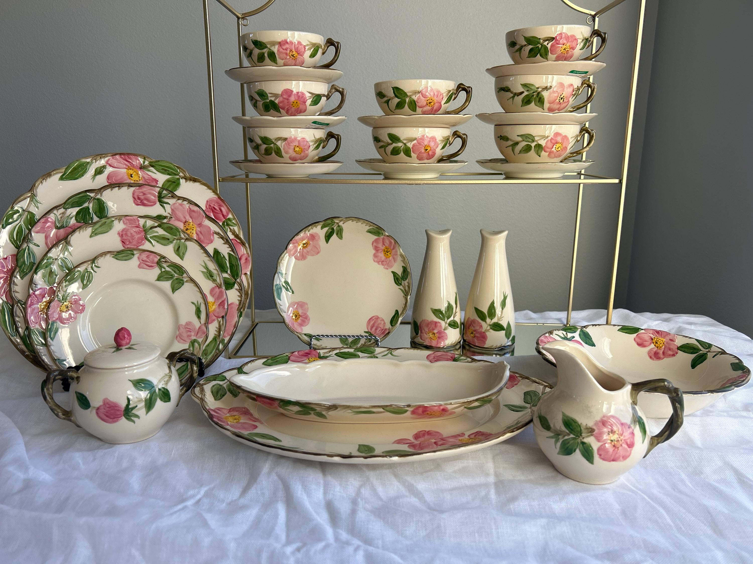 デザートローズ　台付き Vintage Franciscan Desert Rose China Set: 56-piece Hand-painted