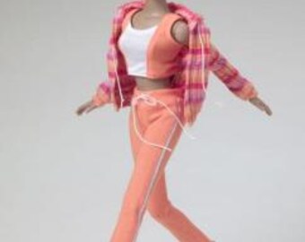 Tonner Chase Model Jac Sports Outfit
