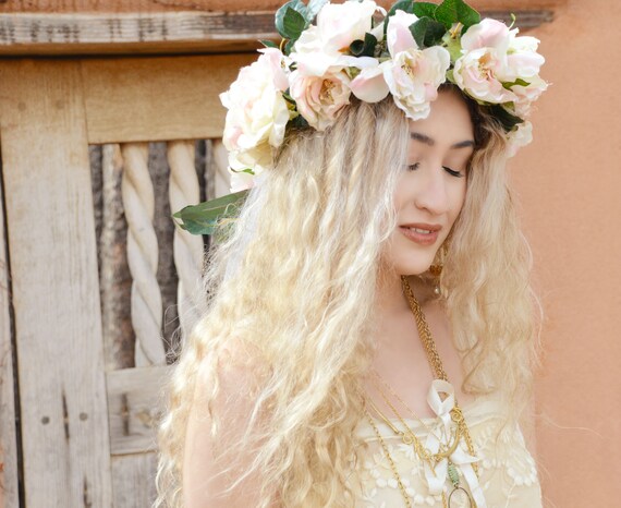 wedding veil with flower wreath