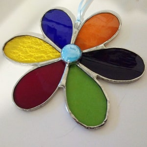 Rainbow Daisy Suncatcher for Window, Teacher Gift, Stained Glass Flower Suncatcher, Hanging Window Decoration