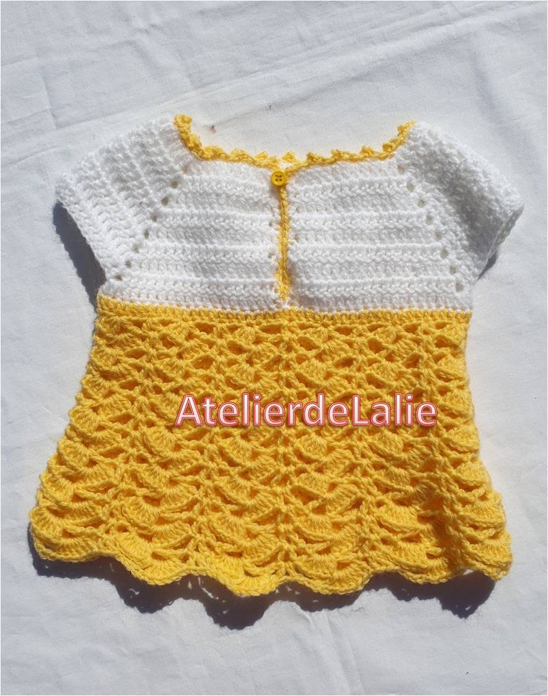 white and yellow hat and slippers size 0-3 months handmade Bra or dress