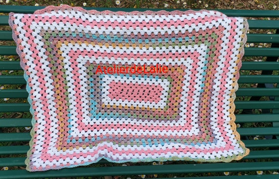 Couverture Bebe Faite Main Au Crochet Degrade De Etsy
