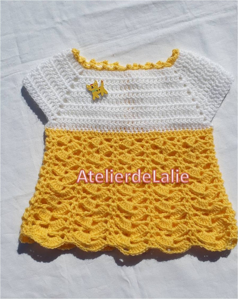 white and yellow hat and slippers size 0-3 months handmade Bra or dress