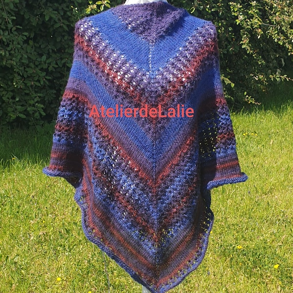 Châle tricoté main en 100 % acrylique de couleur bleu et marron