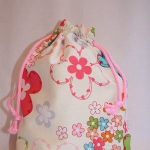 Pochette cadeau réutilisable en tissu ou petit sac en coton avec liens coulissants