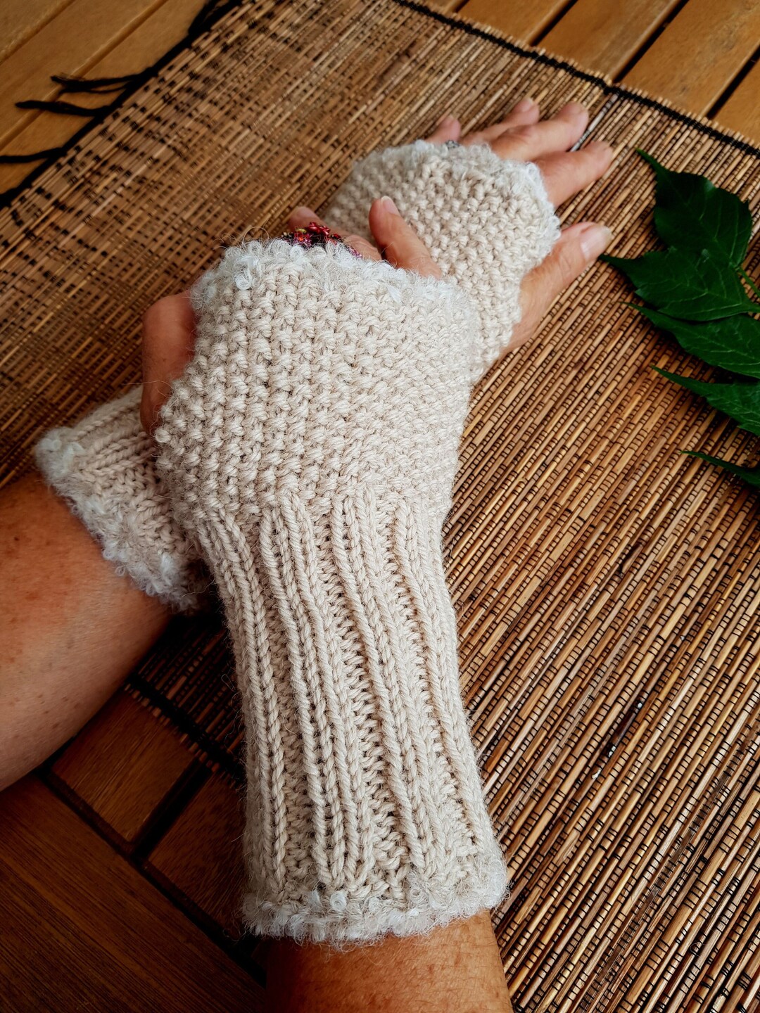 Mitaines pour femmes en laine mérinos torsadée et en soie marron