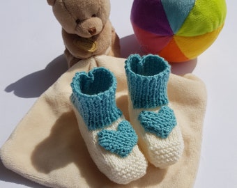 Turquoise and ecru heart merino wool slippers for baby girl or boy