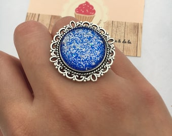 Sequined blue ring