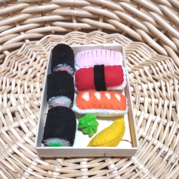 Sushi en feutrine , dinette, fait main