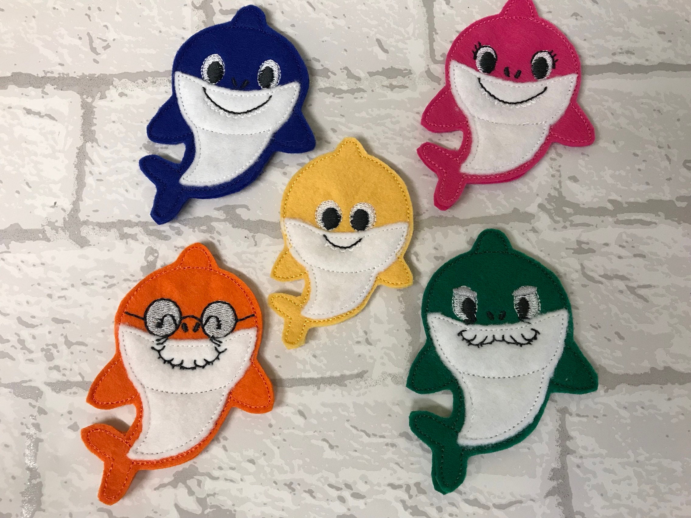 baby shark finger puppets