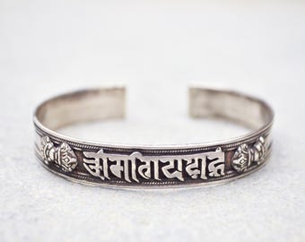 Silver Om Mani Padme Hum Bangle • Adjustable Sanskrit Mantra Bracelet • Unisex Sterling 925