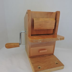 Small Wooden Box Cheese Grater – Italian Cookshop Ltd