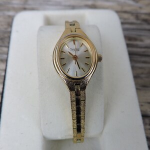 Caravelle Bulova Quartz Dames Polshorloge Tweedehands | Etsy België