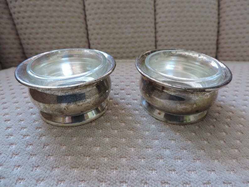 Hallmarked vintage Sterling silver salt pot