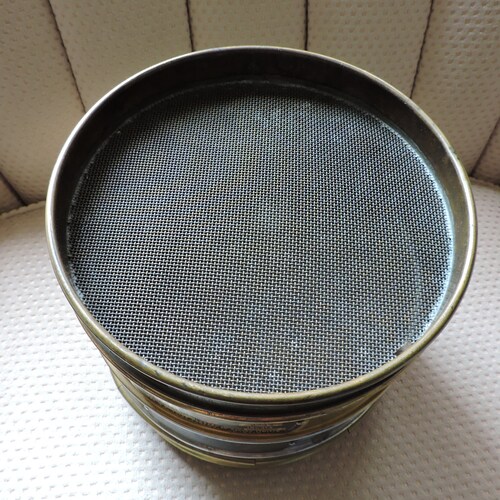 Mesh Sieves in Descending Finery Pan On Base Bottom Brass Metal shops Descending Sieve WS Tyler Company Series Collectible Standard Catch Basin